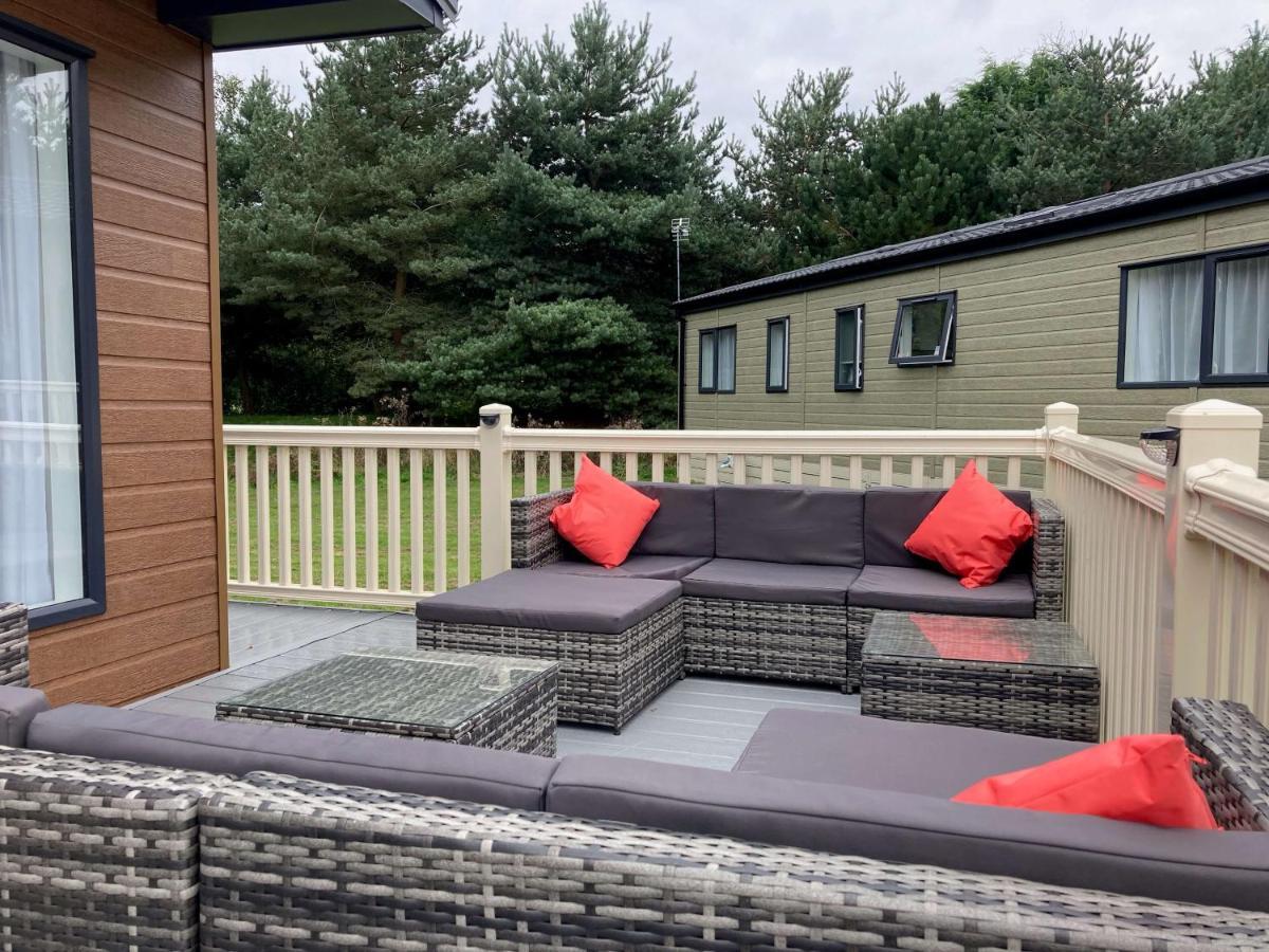 Gleneagles Lodge With Hot Tub York Zewnętrze zdjęcie