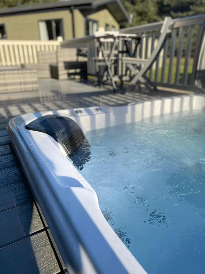 Gleneagles Lodge With Hot Tub York Zewnętrze zdjęcie